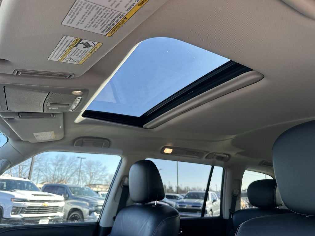 2024 INFINITI QX80 LUXE