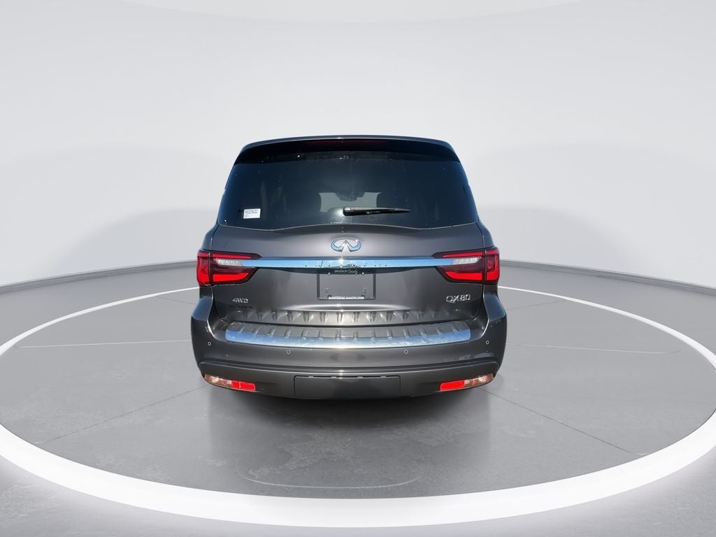 2024 INFINITI QX80 LUXE