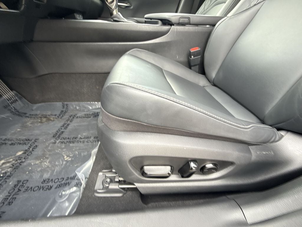 2024 Lexus UX 250h Base