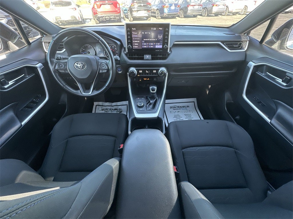 2022 Toyota RAV4 Hybrid SE