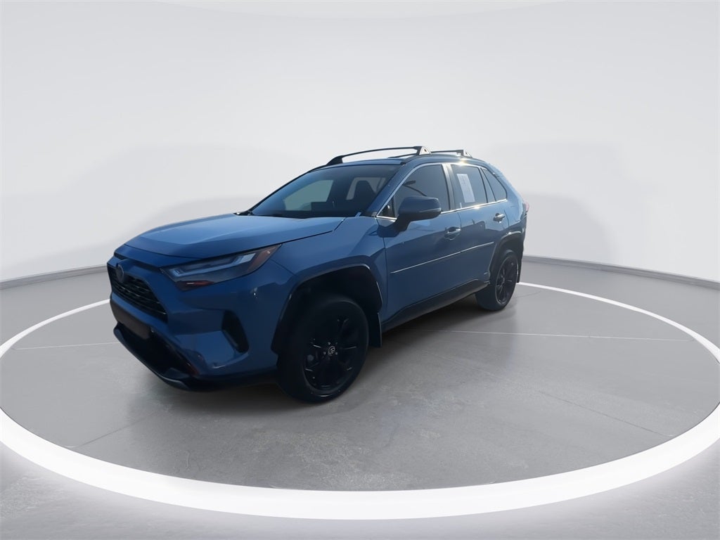 2022 Toyota RAV4 Hybrid SE