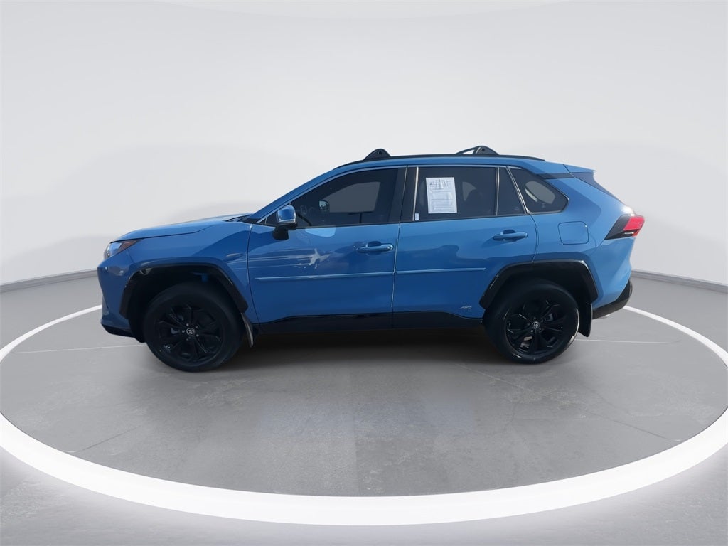 2022 Toyota RAV4 Hybrid SE