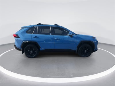 2022 Toyota RAV4 Hybrid SE