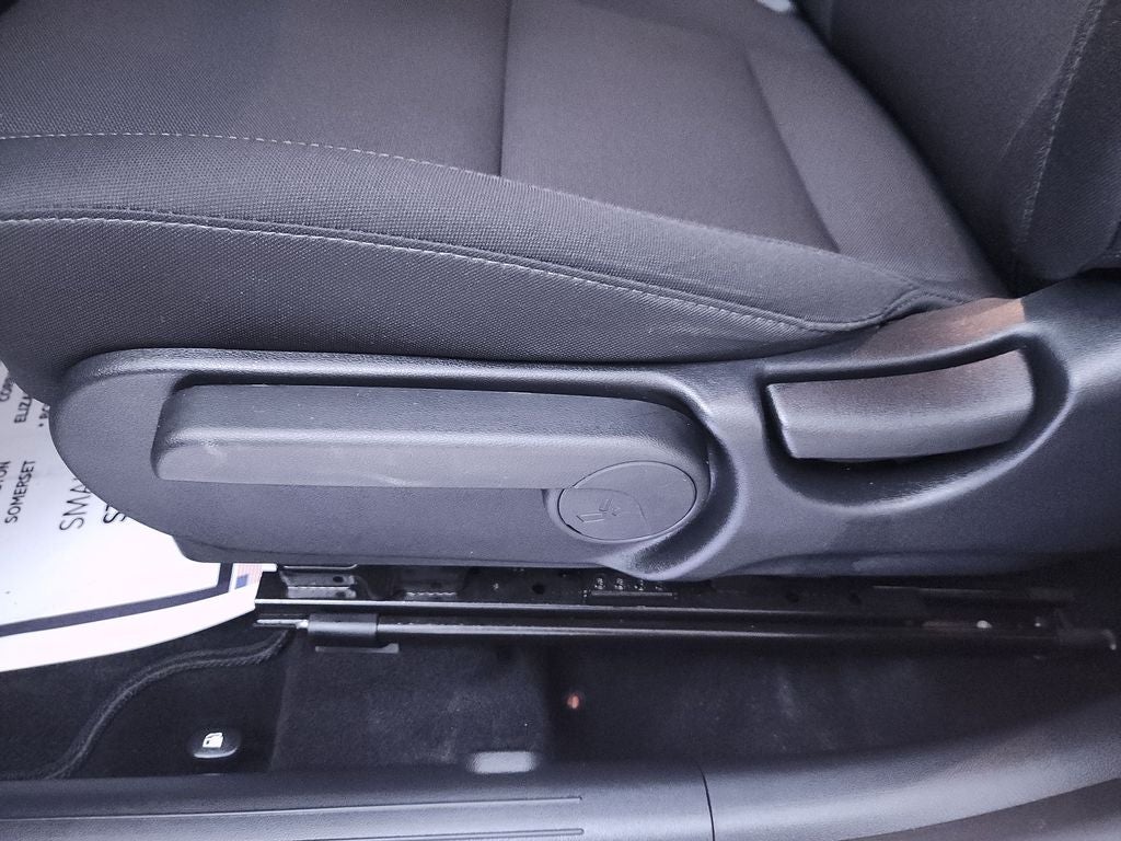 2025 Hyundai Kona SE