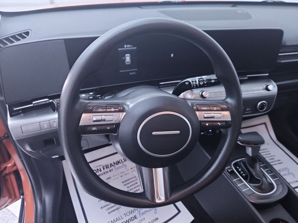 2025 Hyundai Kona SE