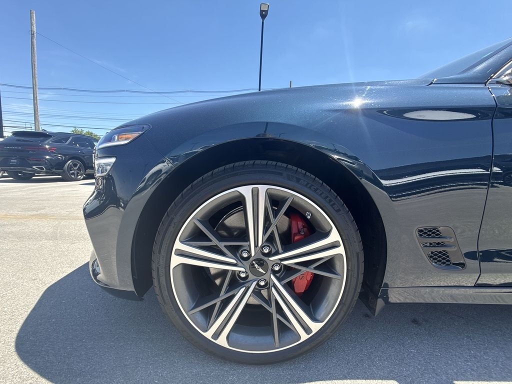 2025 Genesis G70 2.5T