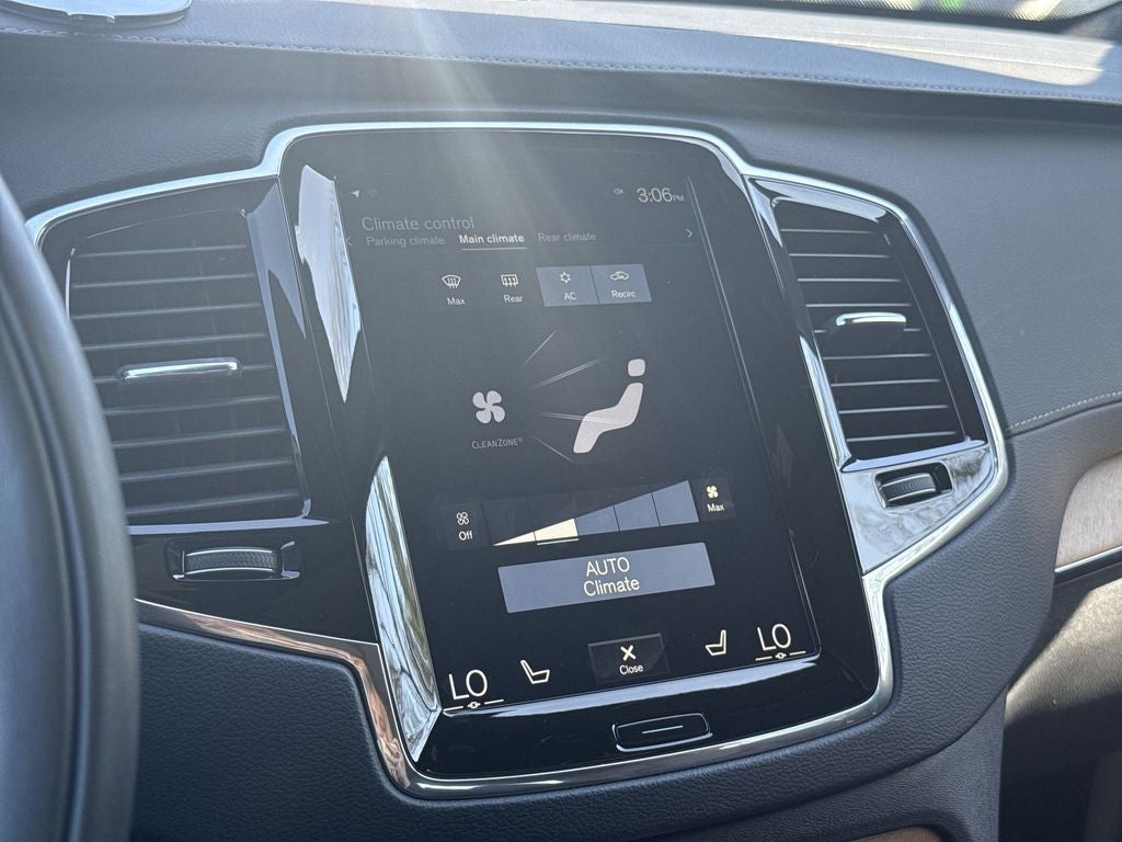 2018 Volvo XC90 T6 Inscription