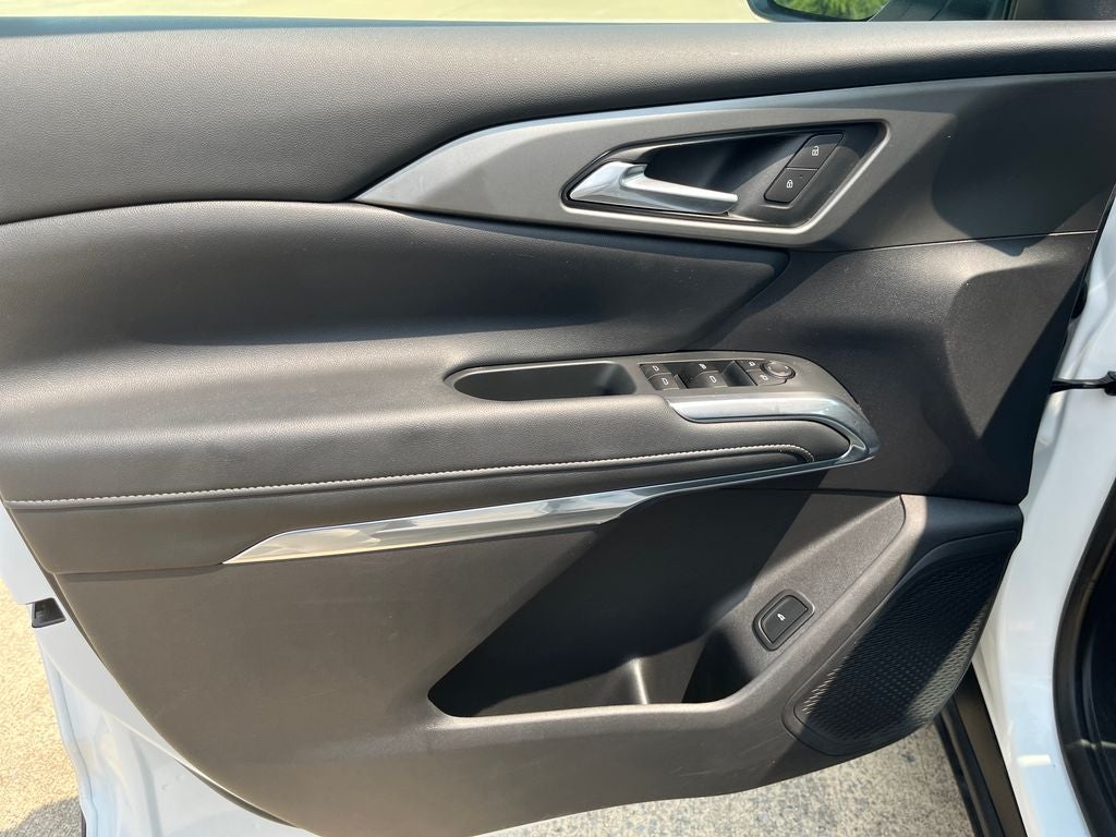 2025 Chevrolet Traverse LT 2LT