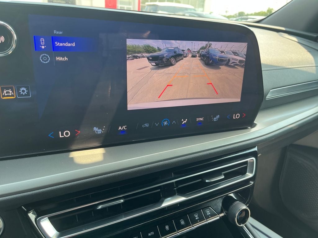 2025 Chevrolet Traverse LT 2LT