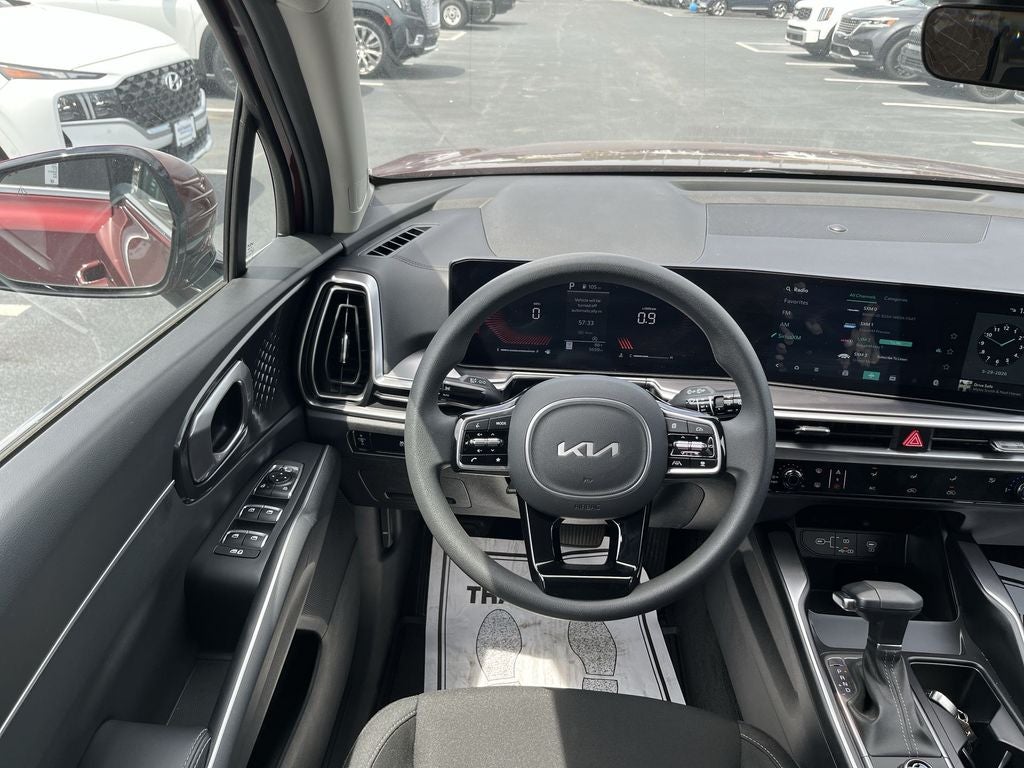 2025 Kia Sorento LX