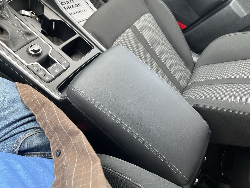 2025 Kia Sorento LX
