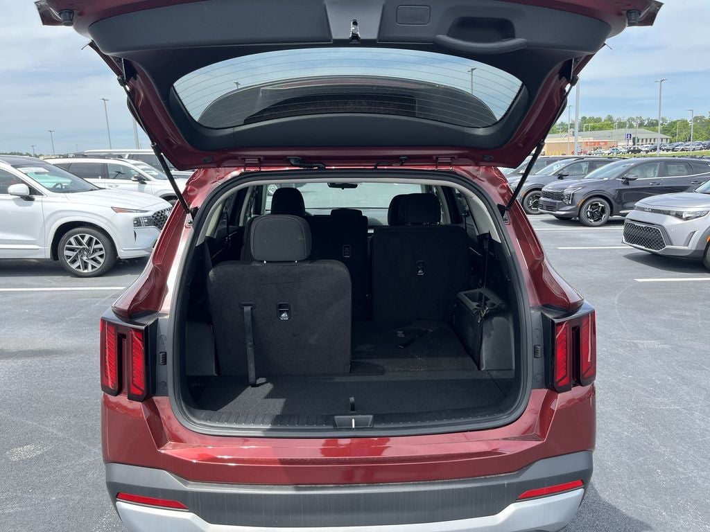 2025 Kia Sorento LX