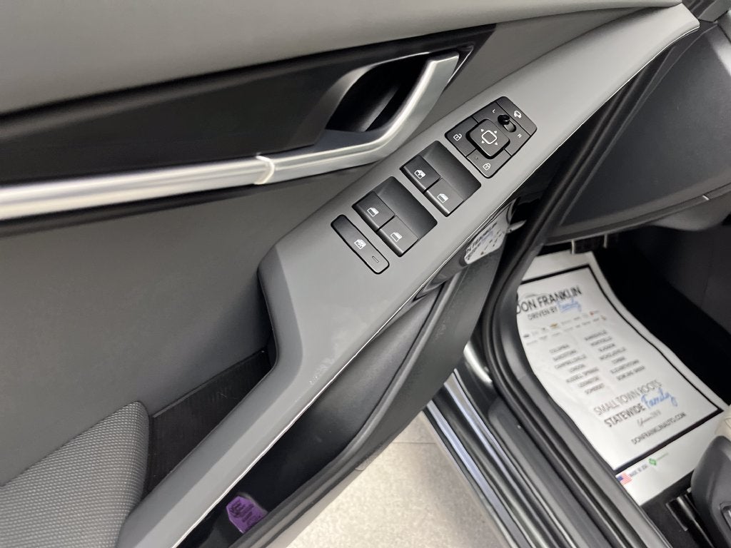 2025 Kia Niro EX Touring