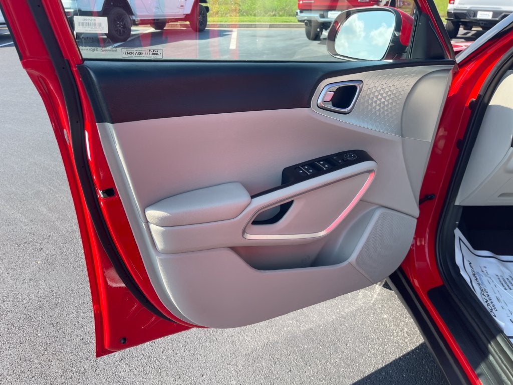 2024 Kia Soul LX