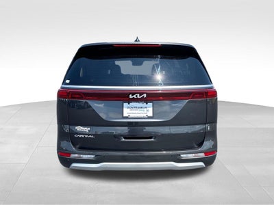2024 Kia Carnival LX