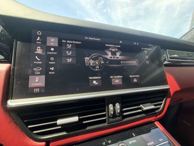 2021 Porsche Cayenne E-Hybrid Turbo S