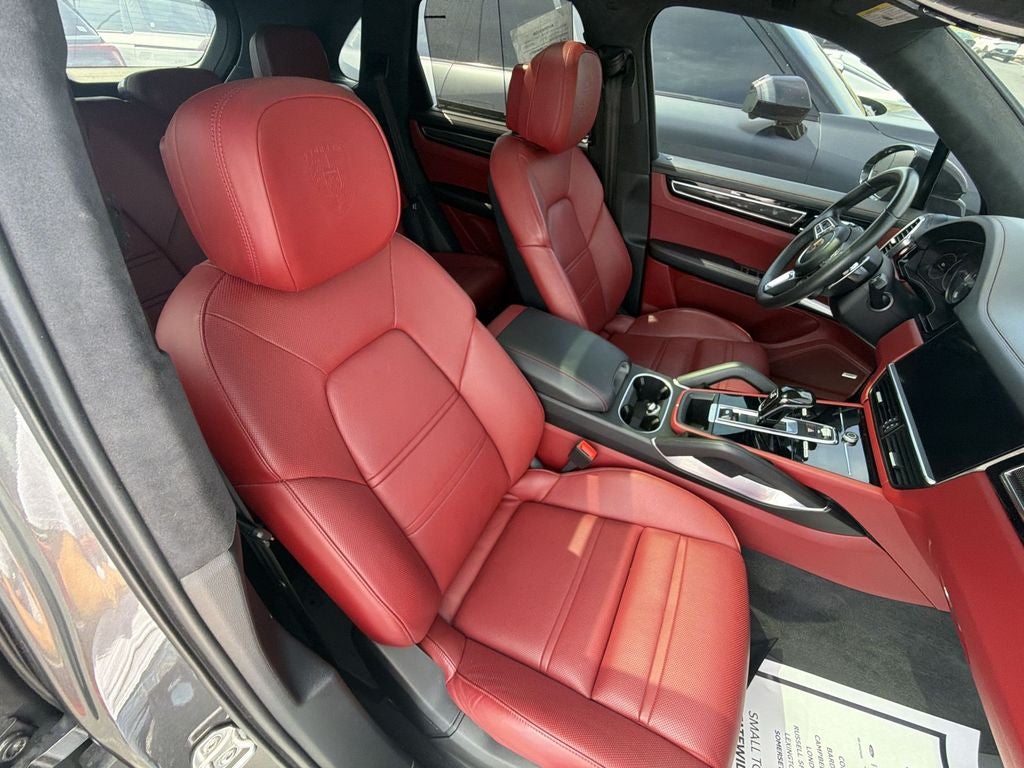 2021 Porsche Cayenne E-Hybrid Turbo S