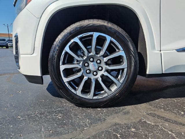 2022 GMC Acadia Denali