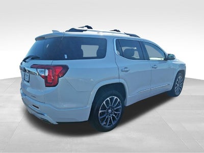 2022 GMC Acadia Denali