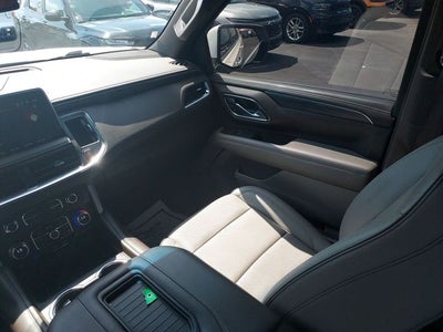 2023 GMC Yukon XL SLT