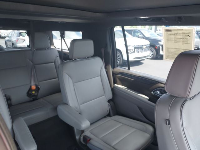 2023 GMC Yukon XL SLT