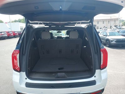 2023 GMC Yukon XL SLT