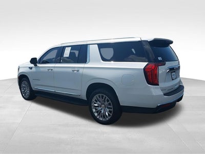 2023 GMC Yukon XL SLT