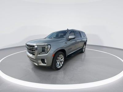 2023 GMC Yukon XL SLT