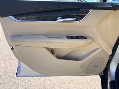 2017 Cadillac XT5 Base