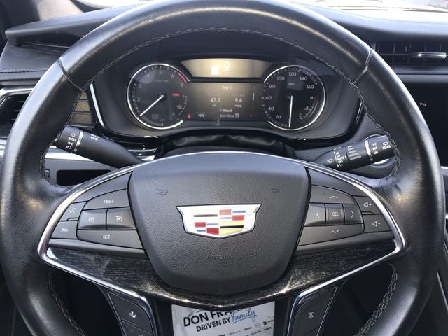 2022 Cadillac XT5 Premium Luxury