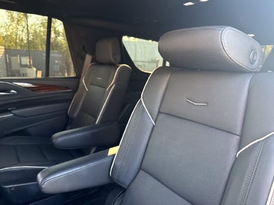 2022 Cadillac Escalade Premium Luxury