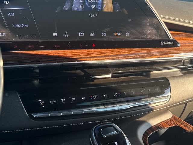 2022 Cadillac Escalade Premium Luxury