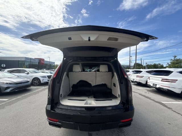 2023 Cadillac Escalade Sport Platinum