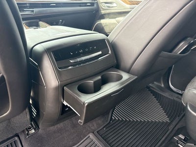 2023 Cadillac Escalade Sport Platinum