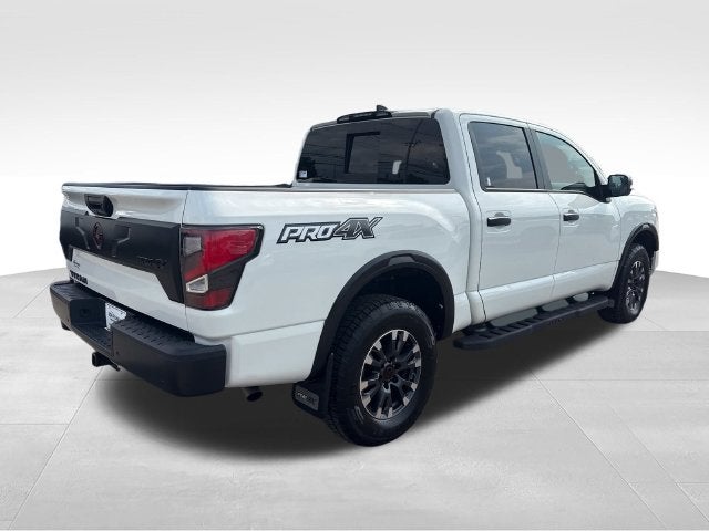 2024 Nissan Titan PRO-4X