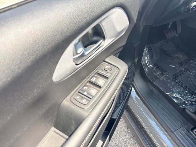 2024 Chrysler Pacifica Touring Handicap Access Van