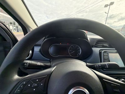 2024 Nissan Versa 1.6 SV