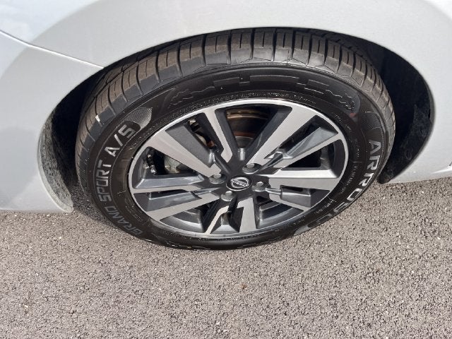 2024 Nissan Versa 1.6 SV