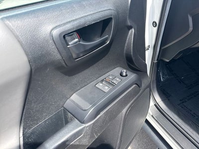 2022 Toyota Tacoma SR V6