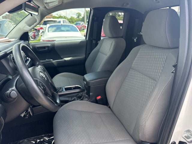 2022 Toyota Tacoma SR V6