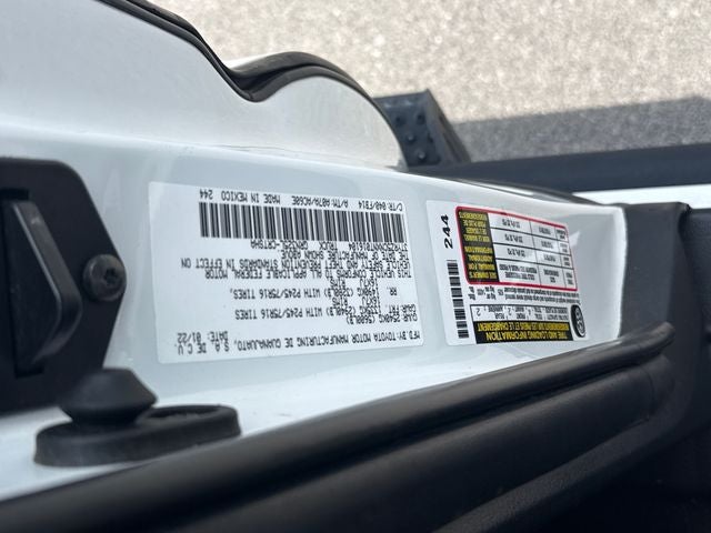 2022 Toyota Tacoma SR V6