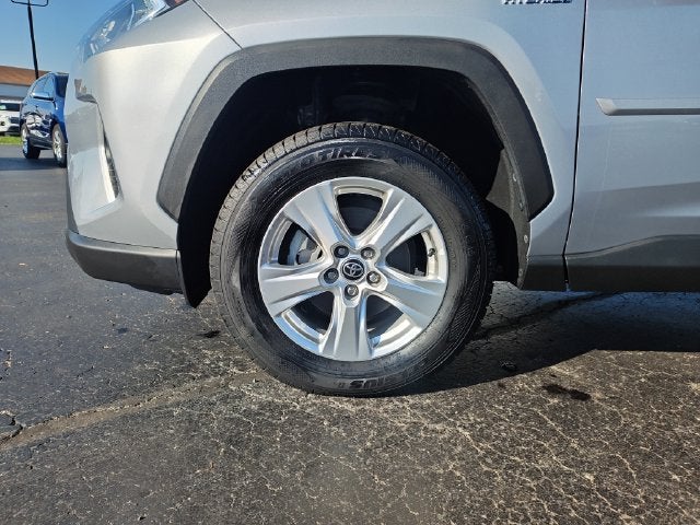 2021 Toyota RAV4 Hybrid XLE
