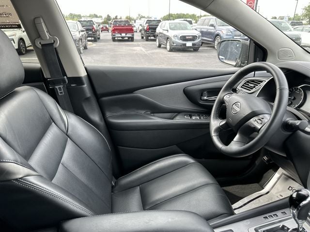 2023 Nissan Murano SL