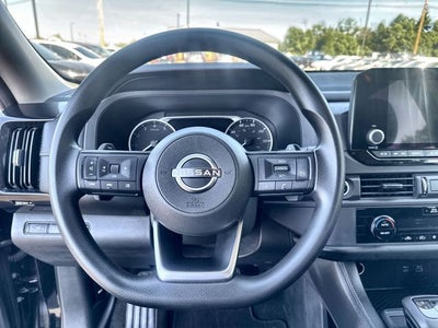 2023 Nissan Pathfinder S