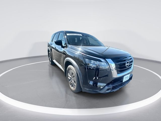 2023 Nissan Pathfinder S