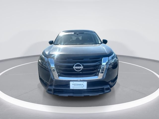 2023 Nissan Pathfinder S
