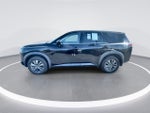 2023 Nissan Pathfinder S