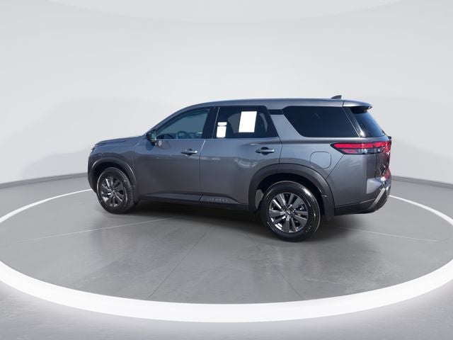 2024 Nissan Pathfinder S