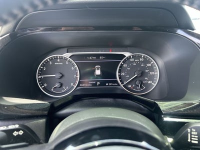 2022 Nissan Pathfinder SV