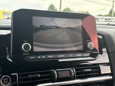 2023 Nissan Pathfinder SV